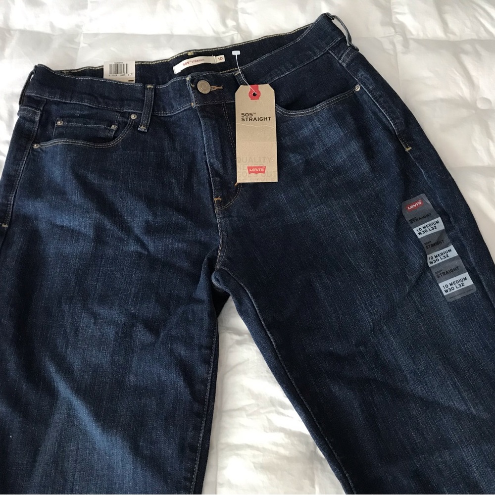 Levi’s Women’s 505 Straight, 10 Medium